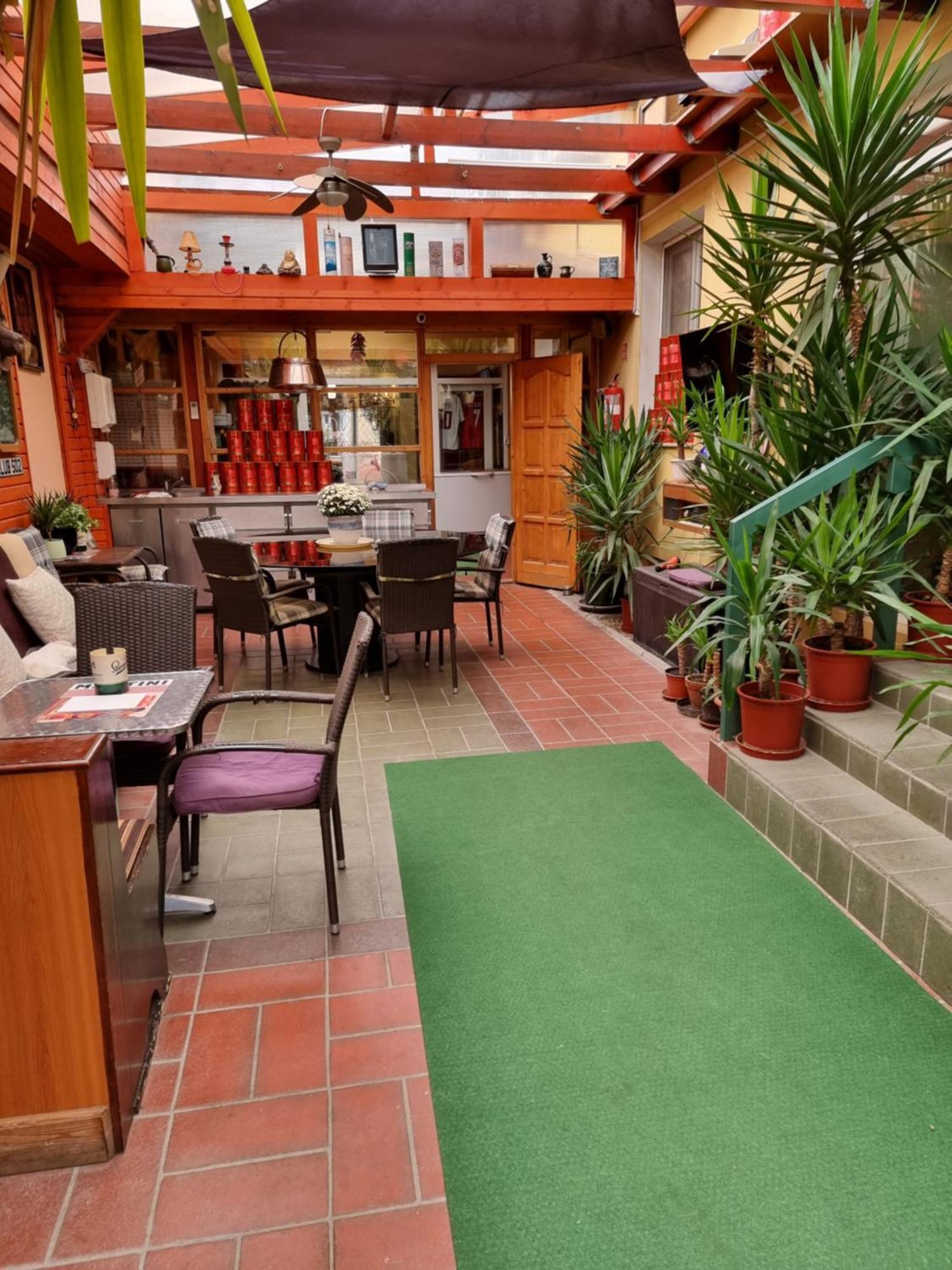 Bed and Breakfast Club Haus 502 Kalocsa Exterior foto