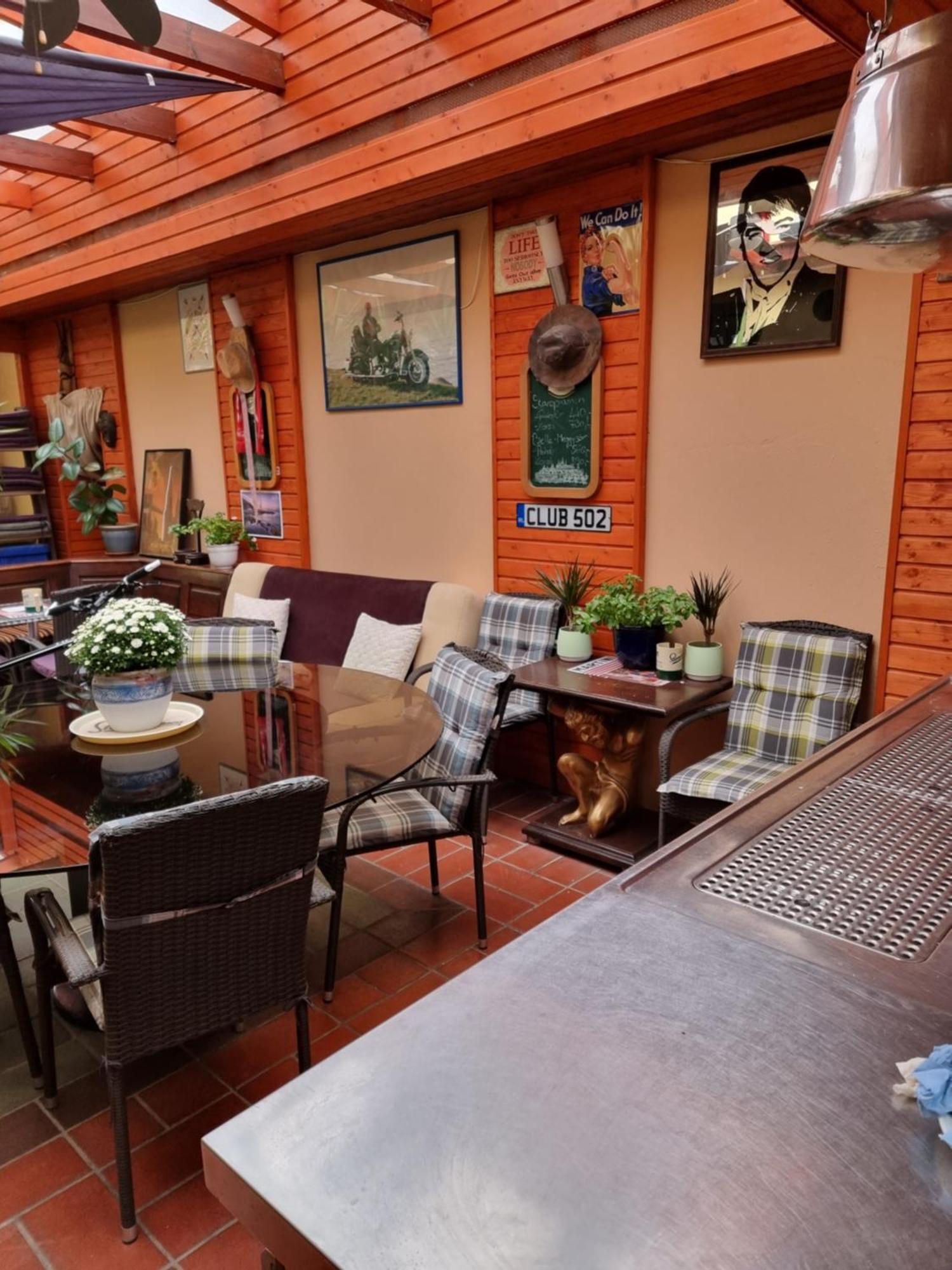 Bed and Breakfast Club Haus 502 Kalocsa Exterior foto